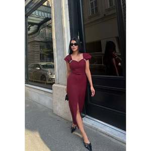 MissJANELL Vestido largo rojo con lazo y botones para mujer, elegante vestido largo de poliéster y elastano con doble atlas para uso diario y de fiesta - Product Image 1