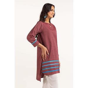 Haut en coton et lin rouge brodé pour femmes, col asymétrique, motif floral 3D brodé à la main et orné de paillettes, taille XL - Product Image 1