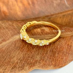 Anillo delicado Triticum diamante cultivado en laboratorio de oro macizo de 14K. - Product Image 2