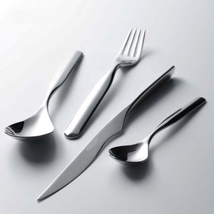 Cubiertos de plata pulidos modernos y económicos, cubiertos de acero inoxidable para servir, juego de cubiertos, juego de cubiertos de estilo coreano - Product Image 1