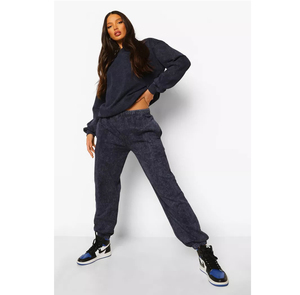 ชุดวอร์มสองชิ้นสำหรับผู้หญิงชุดวอร์มเสื้อครอปแบบสวมหัว - Product Image 1