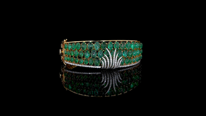 Bracelet de luxe en émeraude enchantée, diamant de laboratoire cultivé, avec pierre précieuse, coupe ronde brillante, bijoux fins élégants - Product Image 4