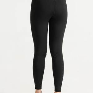 Respirant meilleure vente léger femmes Yoga ensemble prix de gros meilleure vente nouveau Design femmes Yoga ensemble avec logo personnalisé - Product Image 3