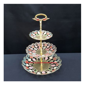 Exhibidor de Chocolate de Cuatro Niveles con Relieve de Latón, Hecho en India, Gran Venta y Alta Calidad - Product Image 3
