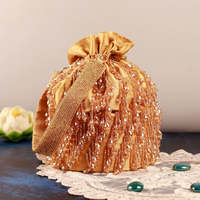 Sac Potli Élégant Fait Main Brodé de Perles et Diamants, Style Bohème avec Chaînes, Idéal pour Mariage Traditionnel et Cérémonies Festives