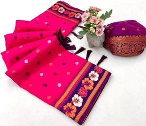 Saris de seda suave de la mejor calidad con contraste de girasol Pallu Compras en línea para ropa india y pakistaní - Product Image 2