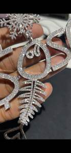 Colgante Hip Hop: Plata y Moissanita, 4 pulgadas x 3 pulgadas, Copos de Nieve como Cadena - Product Image 5