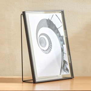 Stunning Designer Photo <b>Frame</b> Crafted To Showcase Memories With Luxe Style Modern Flair And Timeless Elegance - Product Image 2