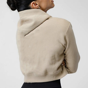 Vente en gros de sweat-shirts à capuche courts pour femmes, légers, de haute qualité, personnalisés, en molleton de coton de haute qualité pour femmes - Product Image 3