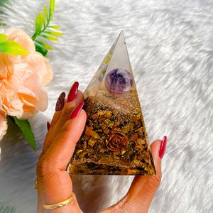 Meilleure qualité Tigereye Chips Orgonite Cristal Naturel Quartz Pyramides pour la décoration intérieure Cadeaux de Noël Feng Shui pour la guérison - Product Image 4