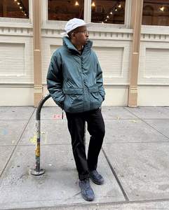 Personnaliser le style et la conception Streetwear Polyester Softshell imperméable Sports de plein air course coupe-vent veste de pluie pour hommes - Product Image 4