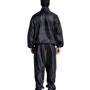 Ensemble coupe-vent style outdoor : veste et pantalon légers et fluides - Product Image 3