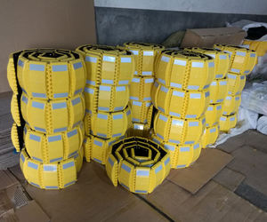 कारखाने प्रत्यक्ष आपूर्ति उच्च शक्ति संपीड़न-प्रतिरोधी गति बम्प्स, पोर्टेबल राजमार्ग सुरक्षा रोल-टाइप स्पीड बैम्प्स - Product Image 4