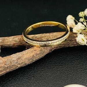 แหวนแต่งงานประดับเพชรชุดปูทอง14K - Product Image 5