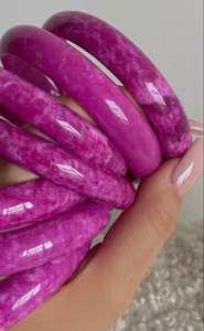 กำไลยางเรซินสีรุ้งสำหรับงานปาร์ตี้อินเดียเรซินแฮนด์เมดดีไซน์เนอร์สีสันไม่เหมือนใคร - Product Image 5