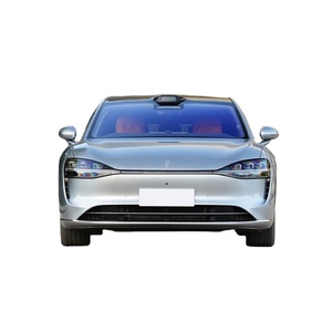 รถยนต์ขนาดกลาง-ใหญ่ ระยะวิ่งไกล เครื่องยนต์ L4 มอเตอร์ 300 กิโลวัตต์ แบตเตอรี่ 90-110 กิโลวัตต์ชั่วโมง ระยะวิ่ง NEDC 601-700 กิโลเมตร รุ่นพลังงานใหม่ - Product Image 1