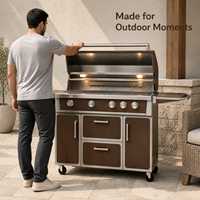 Barbecue à gaz extérieur marron sur chariot en acier inoxydable avec brûleur latéral et tiroirs de rangement