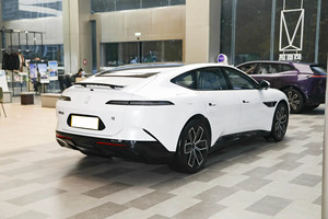 Precios Económicos 2025 Avatr 12 220 km/h Alto Rendimiento de Seguridad 705 km de Autonomía Coche Eléctrico AWD - Product Image 6