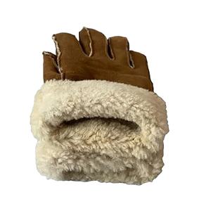 Guantes de piel de oveja y piel de zorro de moda para mujer, cálidos para invierno, en colores negro, marrón, rosa y blanco, con soporte para muestras al por mayor y personalizables. - Product Image 2