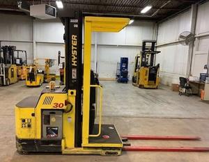 Tractor de Manipulación de Materiales con Motor de 8 HP y Bomba de Caja de Cambios en Venta - Product Image 1