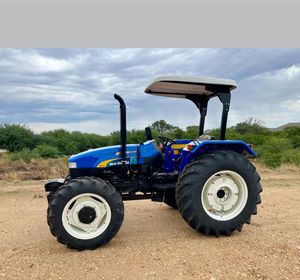 2018 para New Holland T7.210 4x4 Tractor de ruedas diésel usado 10hp-180hp Opciones para uso en huerto y jardín Cabina incluida. - Product Image 3