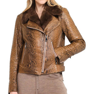 Chaqueta de motorista de cuero en relieve de pitón marrón para mujer, diseño de estampado de serpiente, piel sintética personalizada, prendas de vestir exteriores de moda ODM impermeables - Product Image 4