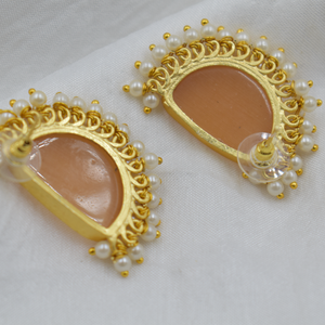 Pendientes de tuerca de piedra, última colección, pendientes de tuerca chapados en oro de diseñador, venta al por mayor, Pendientes chapados en oro de 18 quilates hechos a mano para mujer - Product Image 3