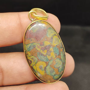 Increíble Colgante de Bisel con Incrustaciones de Oro y Piedra Preciosa de Jaspe Natural - Product Image 1