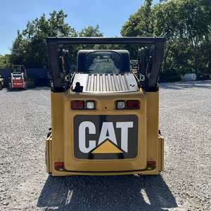 CAT 272C Ruedas Skid Steers Pintura original, cabina cerrada de fábrica con calor, aire frío para la comodidad de los operadores y fácil operación - Product Image 6