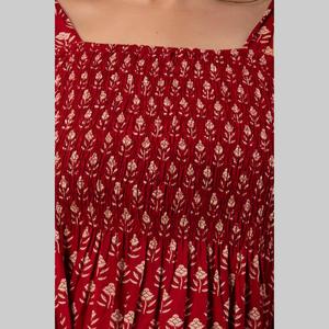 Casual Cotton Poplin Sleeveless <b>Top</b> with Floral Print <b>Maroon</b> Smocked <b>Top</b> - Product Image 6