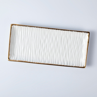 Assiette rectangulaire en céramique blanche à bord doré, faite à la main, gaufrée, style européen, 9 et 10 pouces, pour service de mariage et restaurant