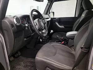 รถจี๊ปแรงเลอร์ อันลิมิเต็ด ซาฮาร่า ปี 2015 มือสอง พวงมาลัยซ้าย/ขวา - Product Image 4