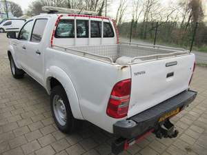 Toyota HILUX 2015 Land Cruiser มือสองพร้อมเบาะหนังสีดำภายในพวงมาลัยซ้าย - Product Image 5