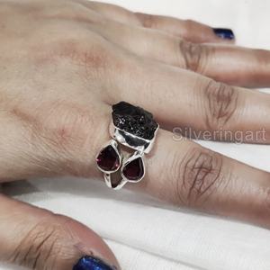 เครื่องประดับหินหยาบแหวนสำหรับผู้หญิงพลอยโกเมนธรรมชาติพลอยดิบจากหินชิ้น925เครื่องประดับหินสามชิ้นแหวนเงินสเตอร์ลิง - Product Image 4