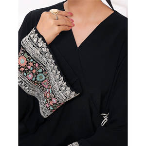 Vestido Abaya Islámico de Lujo para Mujer, Abierto, Casual, con Bordado Sólido y Botones, Venta al por Mayor 2025 - Product Image 6