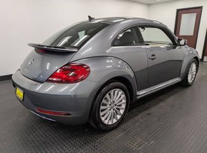 3VWFD7AT7KM702541 2019 Beatl'es 2.0L Turbo Hatchback 4 cylindres automatique, voiture familiale de luxe pour les voyages - Product Image 3