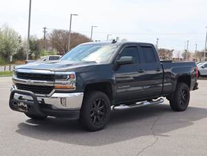 Chevrolet Silverado 1500 LT 2017 Usada en Buen Estado - Product Image 3