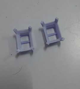 Pendientes de tuerca de diamante de oro blanco de 14K Solitario personalizado 5ct Lab Grown Emerald Cut IGI Certified-para regalo - Product Image 5