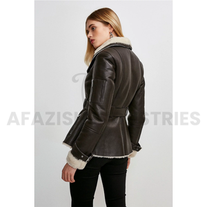 2022 Women's Winter Windproof Short <b>Leather</b> Jacket Wholesale Warm Shearling <b>with</b> Embroidery Decoration Breathable - Product Image 4