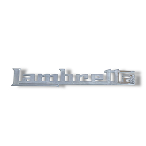 Emblema para protector de piernas 'Lambretta' para modelos DL/GP + J50 Special - Product Image 1