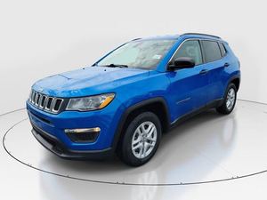 Nouveautés à prix réduits! Véhicule d'occasion Compass Sport FWD 2.4L Automatique 2021, sièges en cuir, SUV Crossover - Product Image 1