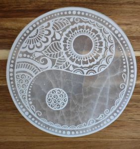 Placa de selenita grabada con fases de la luna Placa de carga de selenita de alta calidad al por mayor Natural a granel de gran oferta de la mejor calidad - Product Image 5