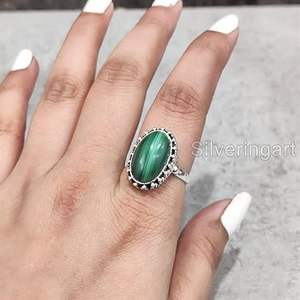 Anillo de Mujer con Piedra Preciosa de Malaquita Natural, Anillo de Plata de Ley 925 Hecho a Mano por Diseñador, Estilo Bohemio, para Navidad, Nacimiento de Capricornio - Product Image 5