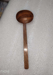 Ensalada de madera de acacia genuina Cuchara para servir arroz Nueva fabricación india Servidor de ensalada de madera Ecológico por Artesanías de media luna - Product Image 5