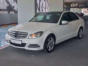 2022 C200 Avantgarde Conduite à gauche Traction avant Sièges en cuir Essence atmosphérique Foncé ACC Berline - Product Image 2