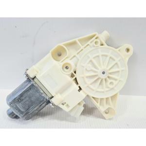 MOTORE ELETTRICO PER FINESTRINO ANTERIORE SINISTRO MERCEDES Classe GLK (X204) A2048200142 (08>15) - Product Image 1