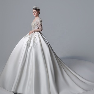 Váy cưới cổ điển bằng vải satin có dây buộc Váy dạ hội dài đến sàn dài tay áo cỡ lớn Vintage Court Beading - Product Image 2