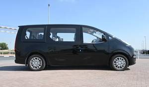 Hyundai H-1 Starex 22024 Usado en Perfectas Condiciones, Bajo Kilometraje - Product Image 5