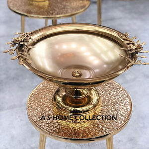 ชามตกแต่งโต๊ะสำหรับงานแต่งงานทำจากโลหะทองเหลืองทันสมัยวางกลางโต๊ะและจัดแสดงดอกไม้ - Product Image 5