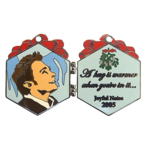 MOQ 100 Alfileres de solapa con bisagras de alta calidad Insignia artesanal de metal personalizada - Product Image 3